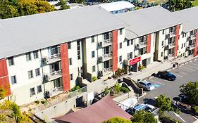 Gladstone Downtown Central Apartment Hotel Official